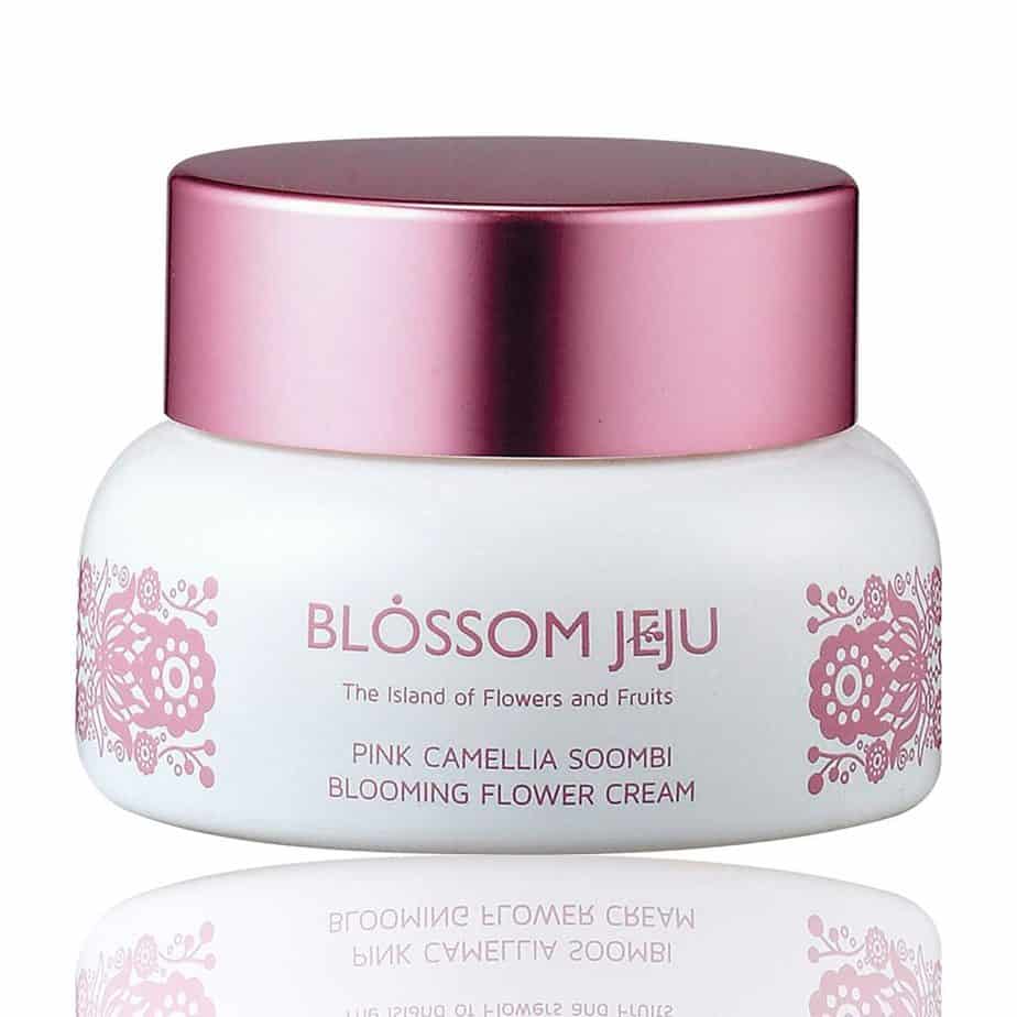  9.	Blossom Jeju pink camellia Soombi blooming flower eye cream